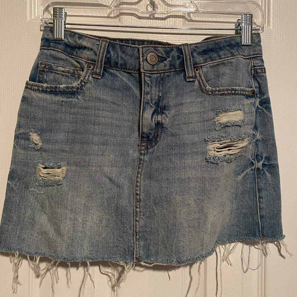 Super cute short jean skirt
